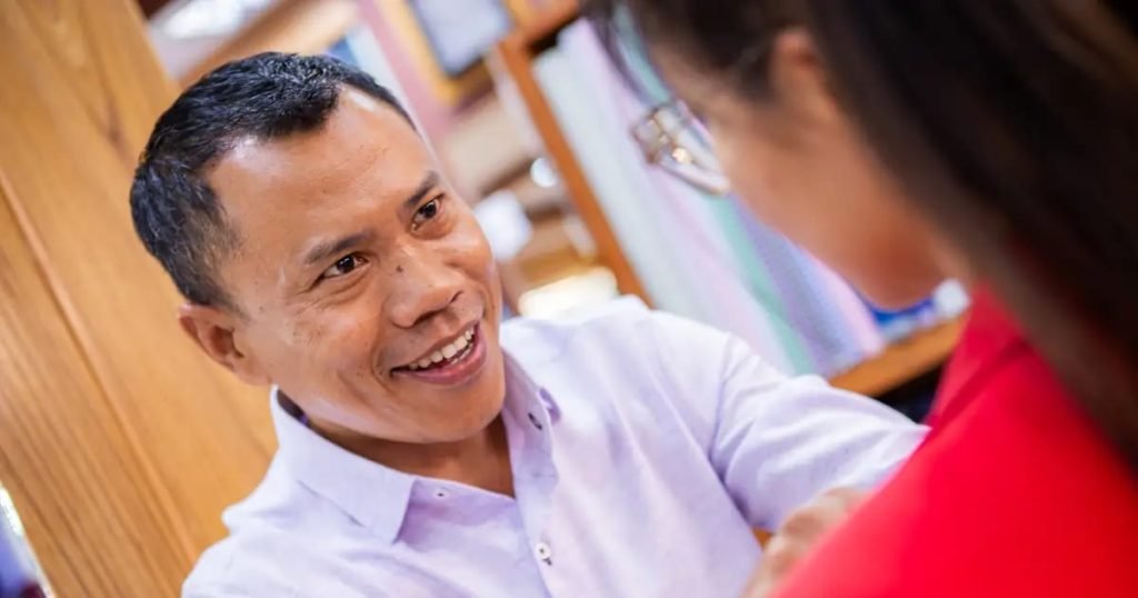 Thai vs Western Women’s Fit: What Your Tailor Is Actually